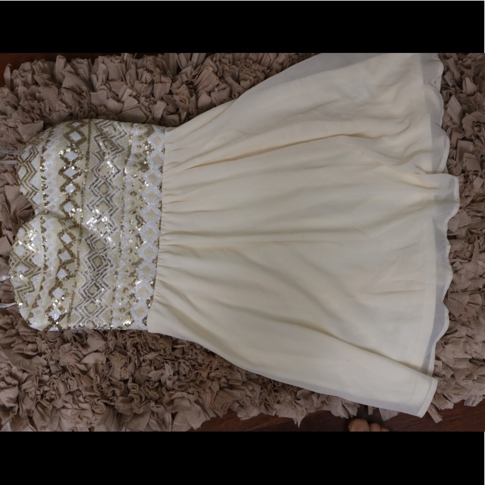 Gold/cream party dress